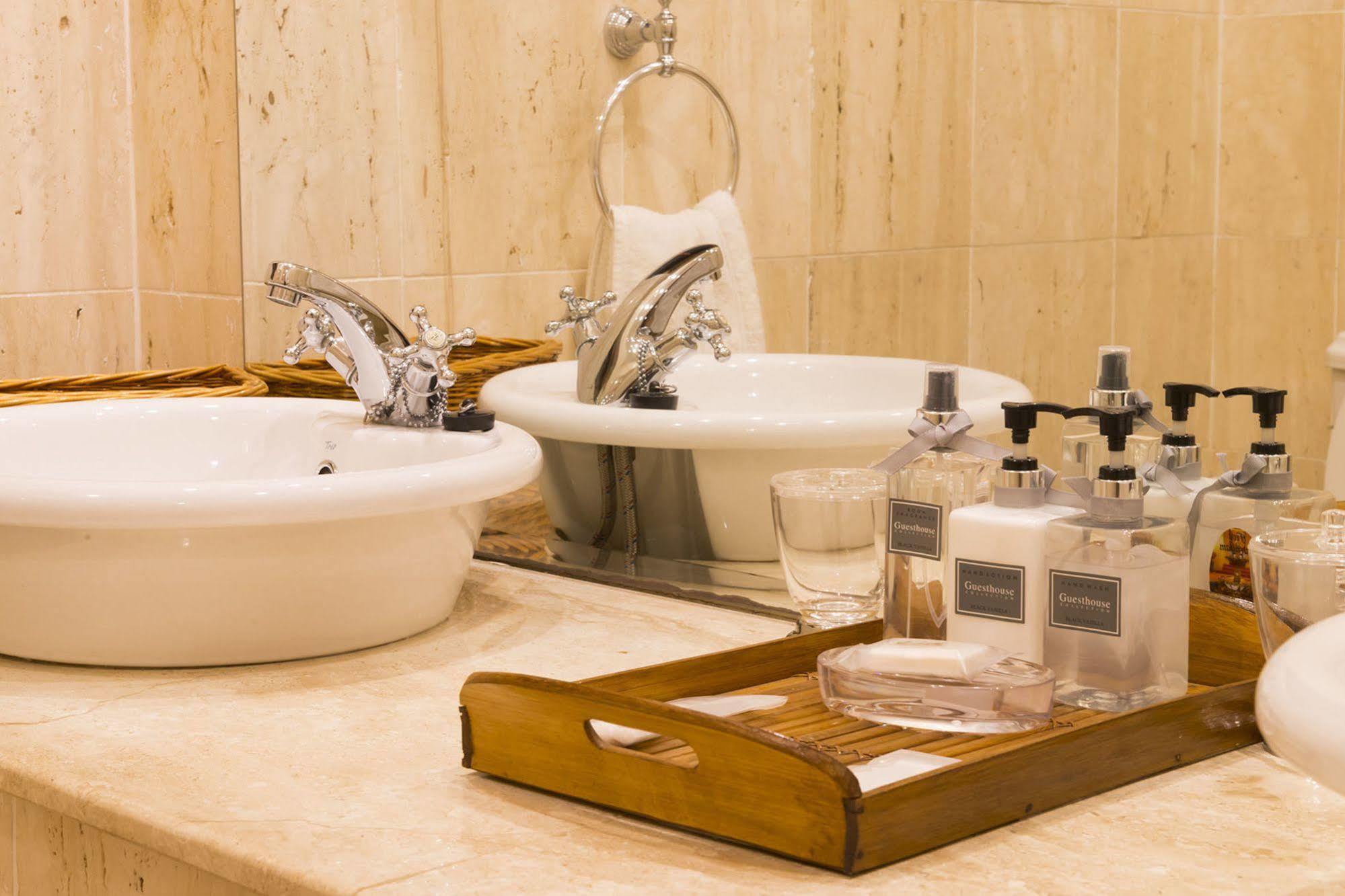 Five Burnham Guest House Durban Ngoại thất bức ảnh